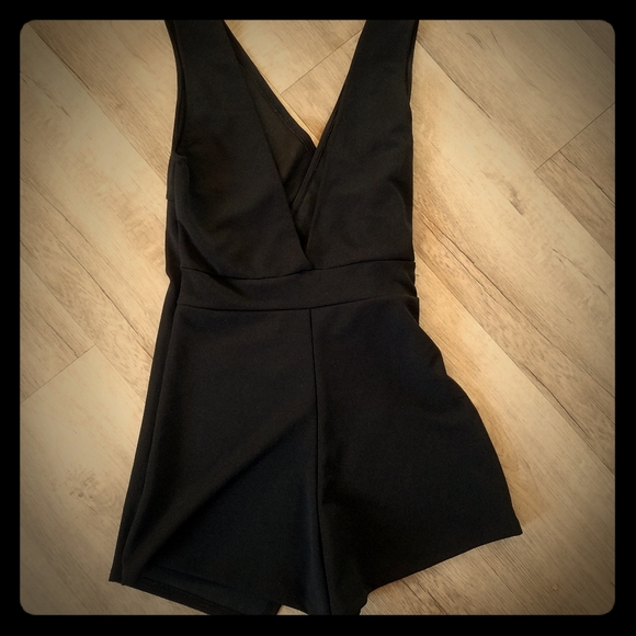 Sold.     Little black romper - Picture 7 of 7